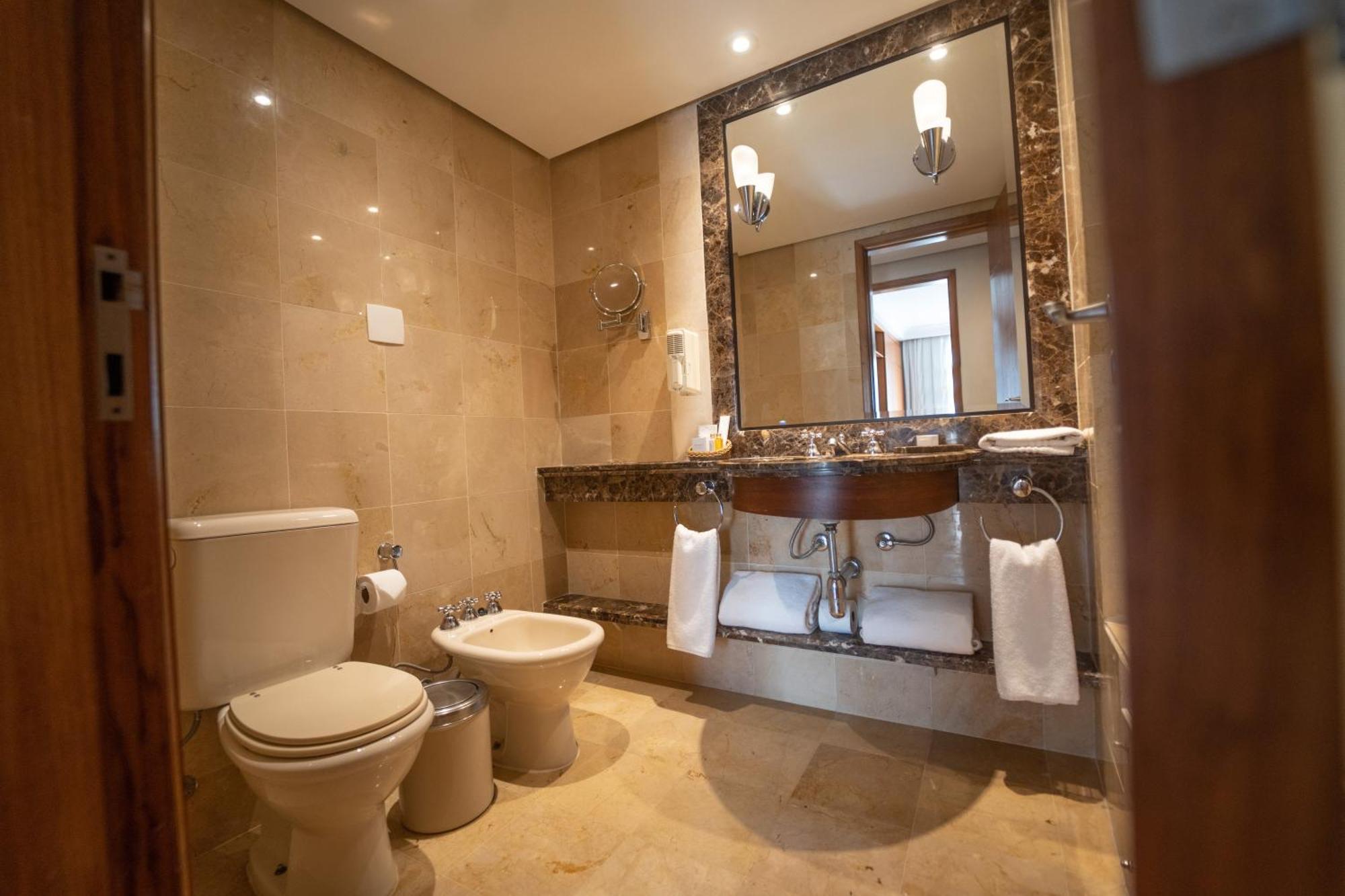 Hotel George V Alto De Pinheiros à São Paulo Extérieur photo