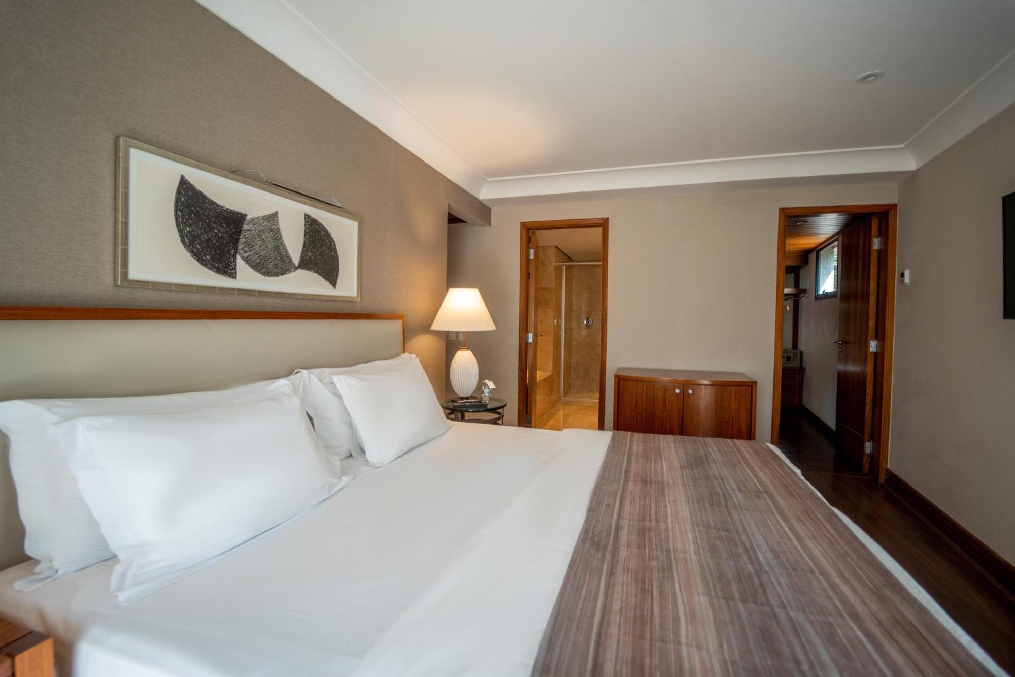 Hotel George V Alto De Pinheiros à São Paulo Extérieur photo